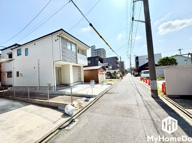 守山区鳥羽見3期の前面道路含む現地写真|新守山駅から徒歩10分の好立地です。