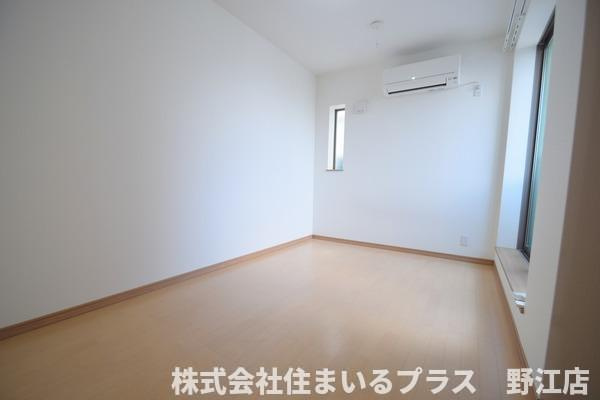 Ｍｅｅｔｓ大宮の洋室