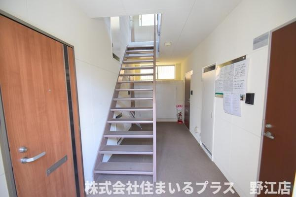 Ｍｅｅｔｓ大宮のロビー