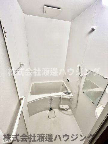 守口市藤田町３丁目の一戸建ての浴室