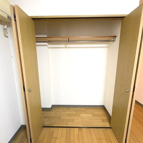 室蘭ナラサキビルの収納