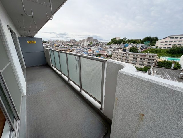エクシード星が丘のバルコニー|南向きのL字型バルコニーは角部屋ならではですね！