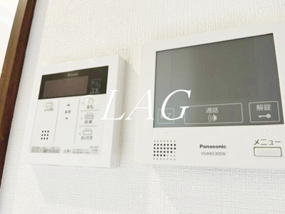 【設備】 | ラシーネ武蔵小山 | モニター付インターホンです。