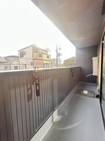 GAZELLE NOAH尼崎尾浜Ⅱのバルコニー|バルコニーからの眺めを楽しみながら食事をしませんか