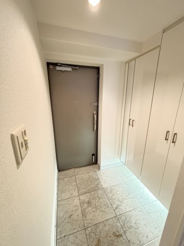【玄関】 | セノアタワー新大阪