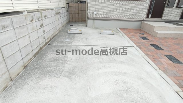 DAIMO高槻の駐車場