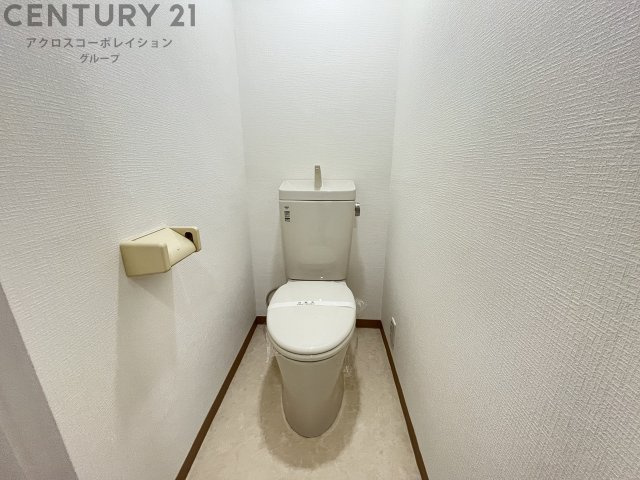 シンプルで使いやすいトイレです☆