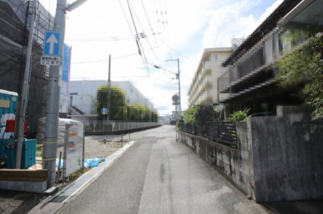 比島町第1　新築戸建　の前面道路含む現地写真|北側　幅　3.84ｍ公道／西側　幅4.0ｍ私道　10.65ｍ公道