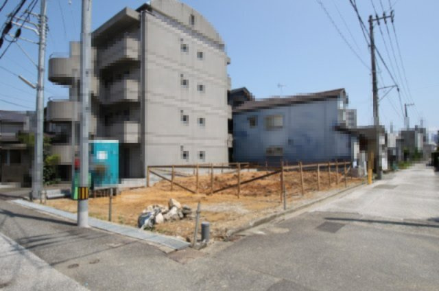 比島町第1　新築戸建　の外観|土地面積　 167.77㎡　（約50.75坪）　
建物面積　 106.91㎡   （約32.34坪）
１階　52.24㎡　２階　46.16㎡　（ルーフバルコニー面積8.51㎡含む）
