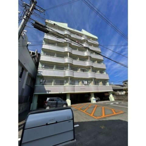 プラネ本山のエントランス