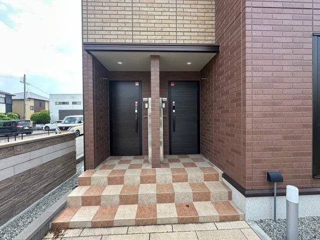 Central　Sのエントランス