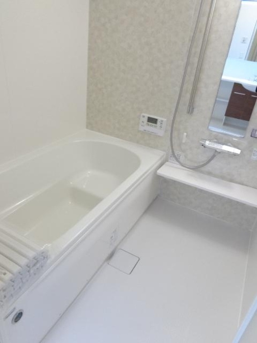 アンシャンテの浴室