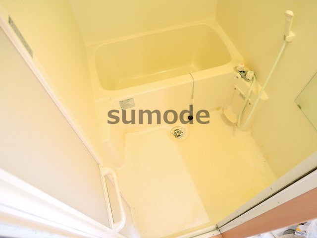 アンプルールフェールビエント高槻の浴室