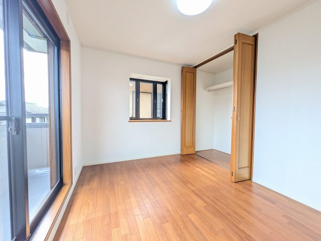 八王子市　南陽台　中古戸建ての収納|～収納力の高いクローゼット完備～