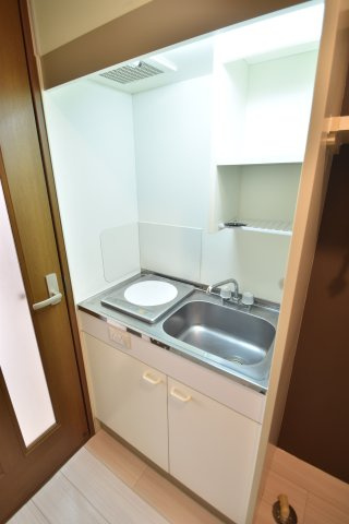 大阪市城東区関目５丁目の賃貸マンションのキッチン