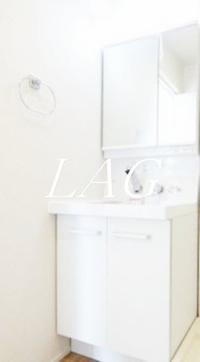 【洗面所】 | Casa Brezza | 独立洗面台です。