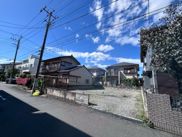 敷地面積38.5坪　売地　川越市霞ケ関北6丁目の前面道路含む現地写真