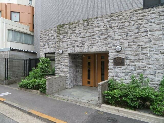 メインステージ池袋のエントランス