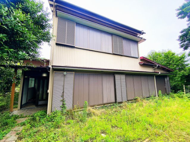 伊東市 玖須美元和田（川奈駅） 2階建 ６ＬＤＫの外観|建物の外観です。裏側は開けていました。