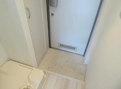 エルスタンザ東綾瀬の玄関