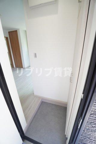 Mon amour KAREN 東千葉（モナムールカレンヒガシチバ）の玄関
