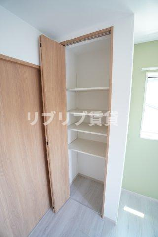 Mon amour KAREN 東千葉（モナムールカレンヒガシチバ）の収納
