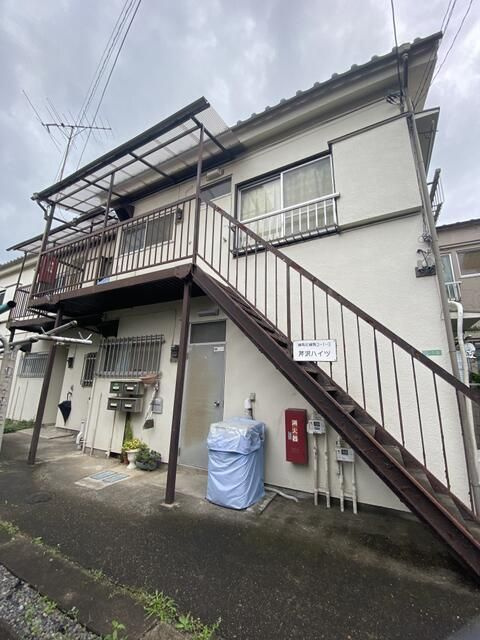 芹澤ハイツＢの外観