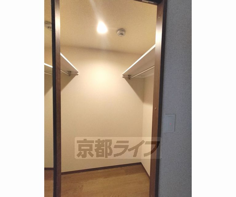 Cocon京都一条の玄関