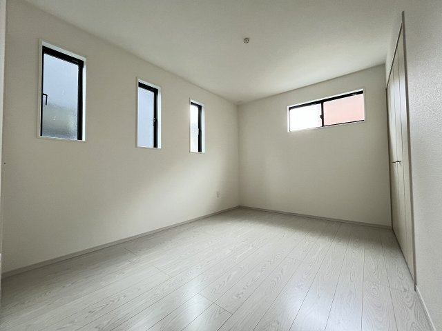 【子供部屋】 | 福岡市西区小戸1丁目5期　1号棟（全1棟）【仲介手数料無料・0円】 | 施工例。施工例は完成時と異なる場合があります。