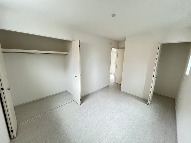 【収納】 | 福岡市西区小戸1丁目5期　1号棟（全1棟）【仲介手数料無料・0円】 | 施工例。施工例は完成時と異なる場合があります。
