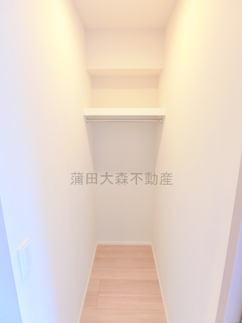 シーズンフラッツ大森北三丁目の収納|大型収納　ウォークインクローゼット