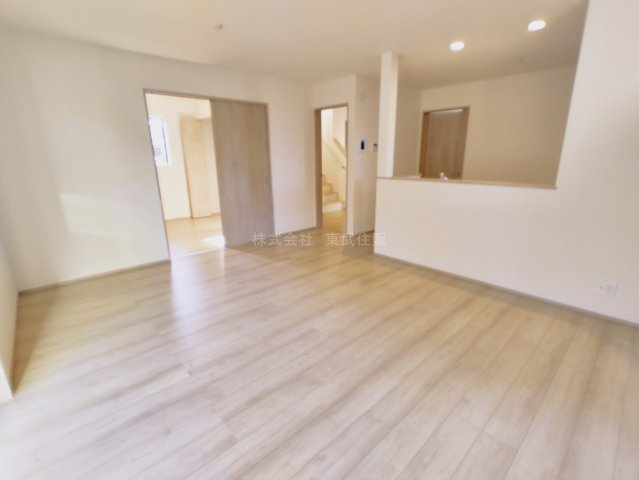 【居間・リビング】 | 狭山市広瀬1丁目 | 開放感があり日当たり良好です