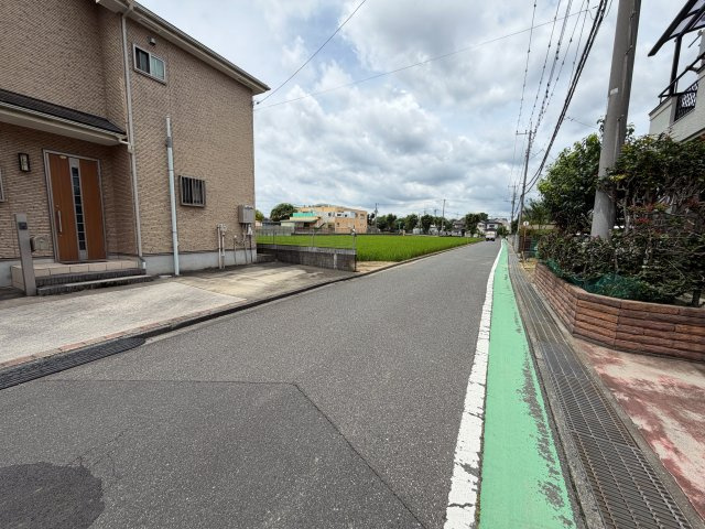 【前面道路含む現地写真】 | 久喜市西　12帖以上LDK　4LDK