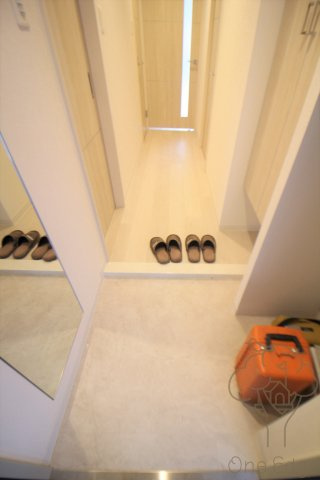ポラリス松ヶ枝の玄関