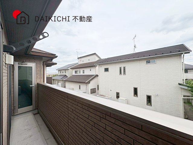 【バルコニー】 | 東松山市あずま町1丁目　中古戸建