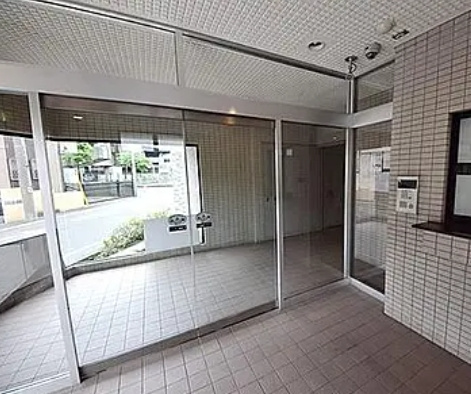 MONAーAのエントランス