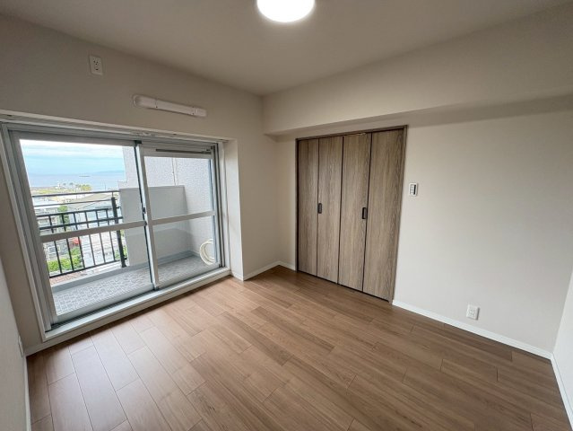 舞子五色塚ハイツの洋室|きれいな洋室です