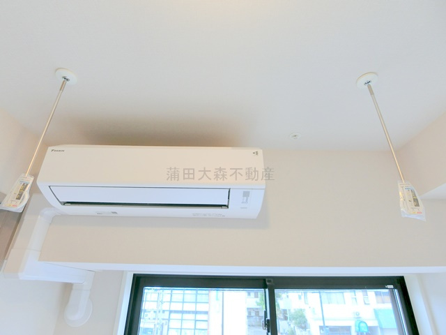 シーズンフラッツ大森北三丁目の設備|エアコン　室内物干し