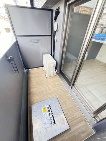 大阪市都島区内代町２丁目の賃貸マンションのバルコニー