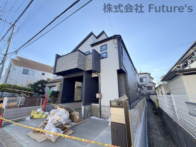 吉川市吉川2丁目　新築戸建の外観|現地の写真になります。