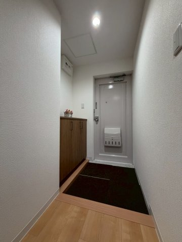 エバーグリーン琴似の玄関