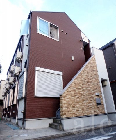 杉並区成田東３丁目のアパート