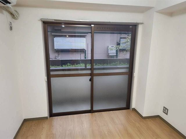 野崎ハイムの洋室