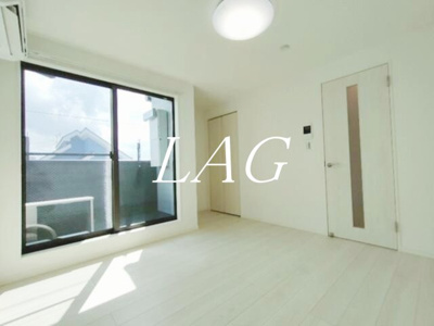 【居間・リビング】 | クリスタル南流山 | 洋室のお部屋です。