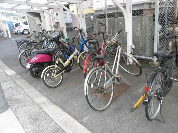 カサ松下のその他共用部分|駐輪場