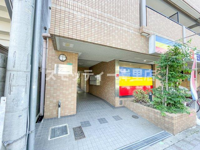 フルーレ住之江のエントランス
