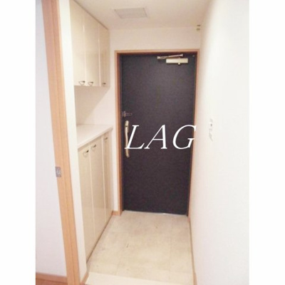 【玄関】 | ライオンズステーションタワー北越谷 | 玄関です。