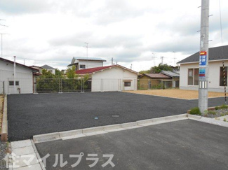 【駐車場】 | 矢吹町小松新築一戸建て1棟 | 駐車場があるので、車を買う予定の方も安心です