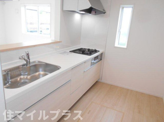 【キッチン】 | 矢吹町小松新築一戸建て1棟 | コンパクトなキッチンで掃除もラクラク