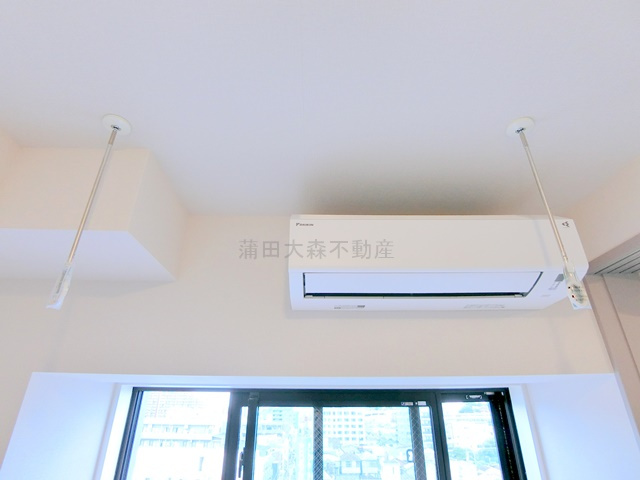 シーズンフラッツ大森北三丁目の設備|エアコン　室内物干し